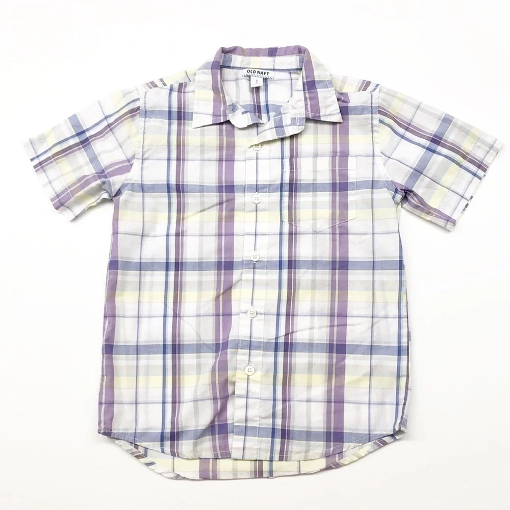 Old Navy plaid buttoned down shirt for boys